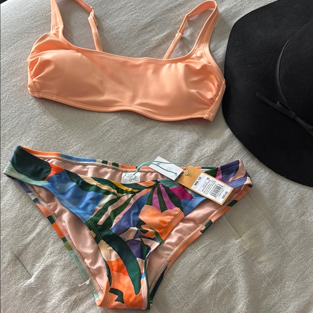 Colorful Bikini Set with Tropical Print